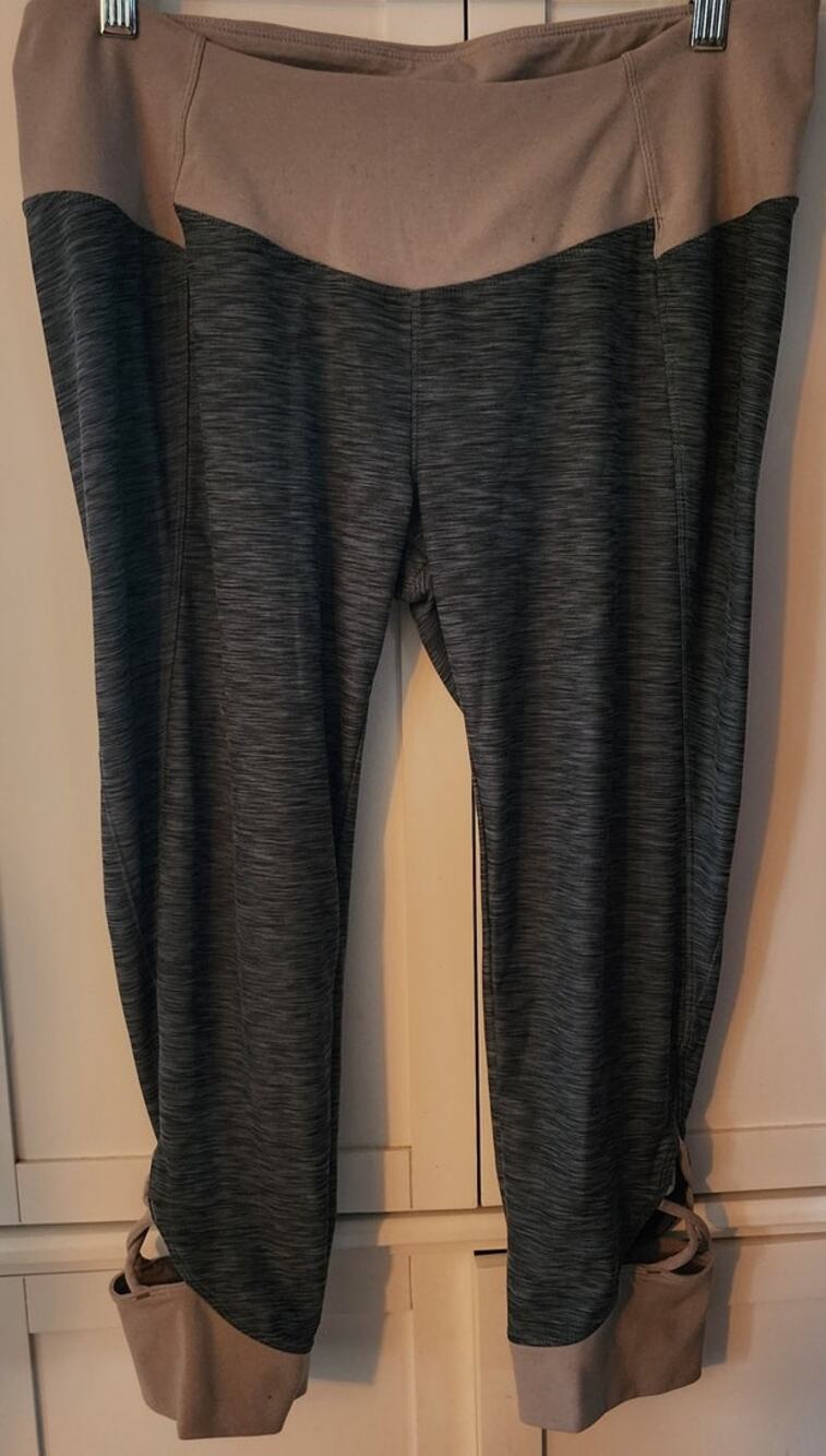 PrAna Workout Yoga Gray Green Blue Leggings Cropped Pants Size XL